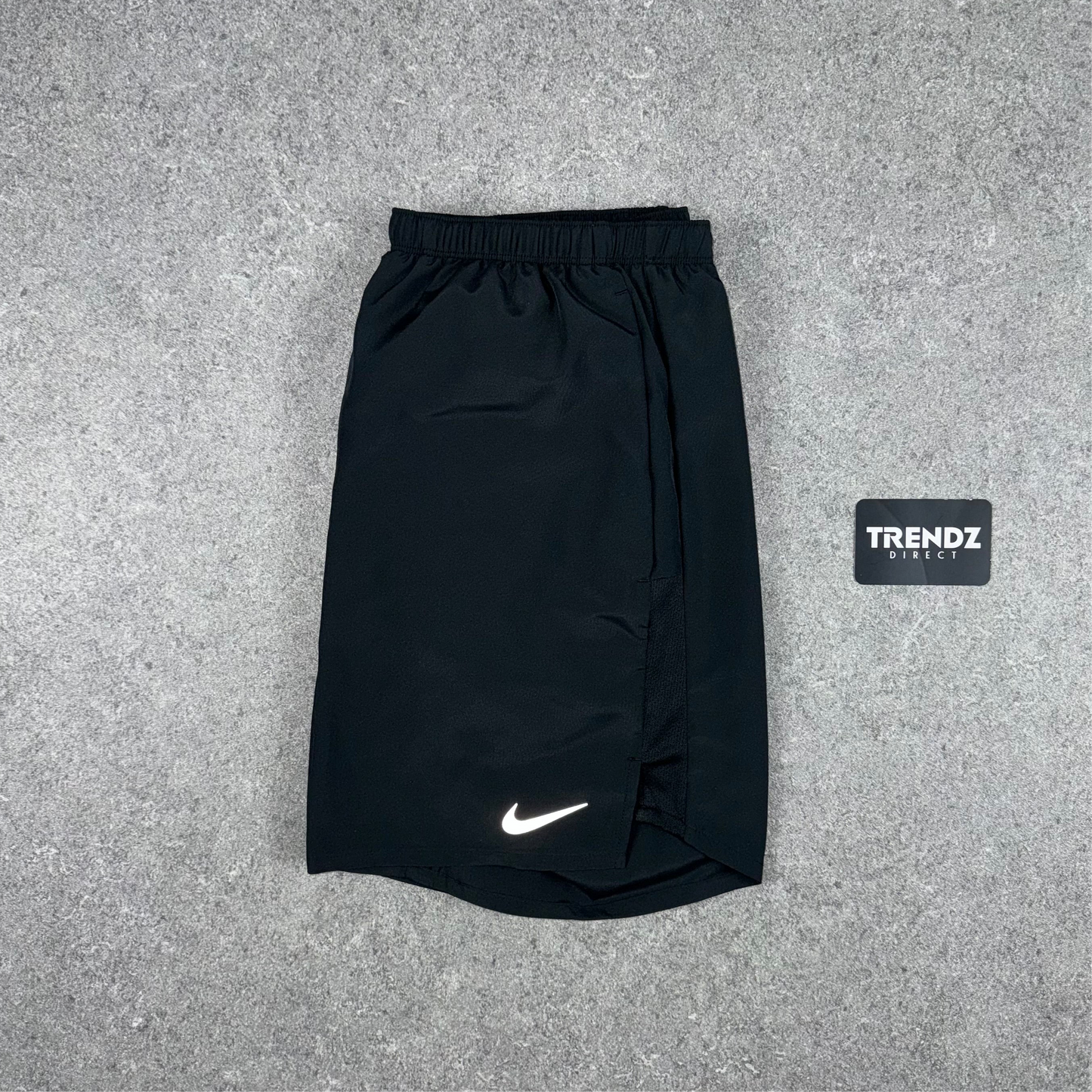 NIKE CHALLENGER SHORTS - BLACK