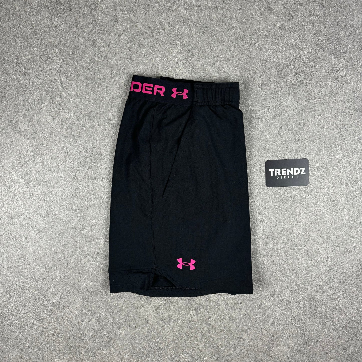UNDER ARMOUR TECH VANISH SHORTS - BLACK/PINK