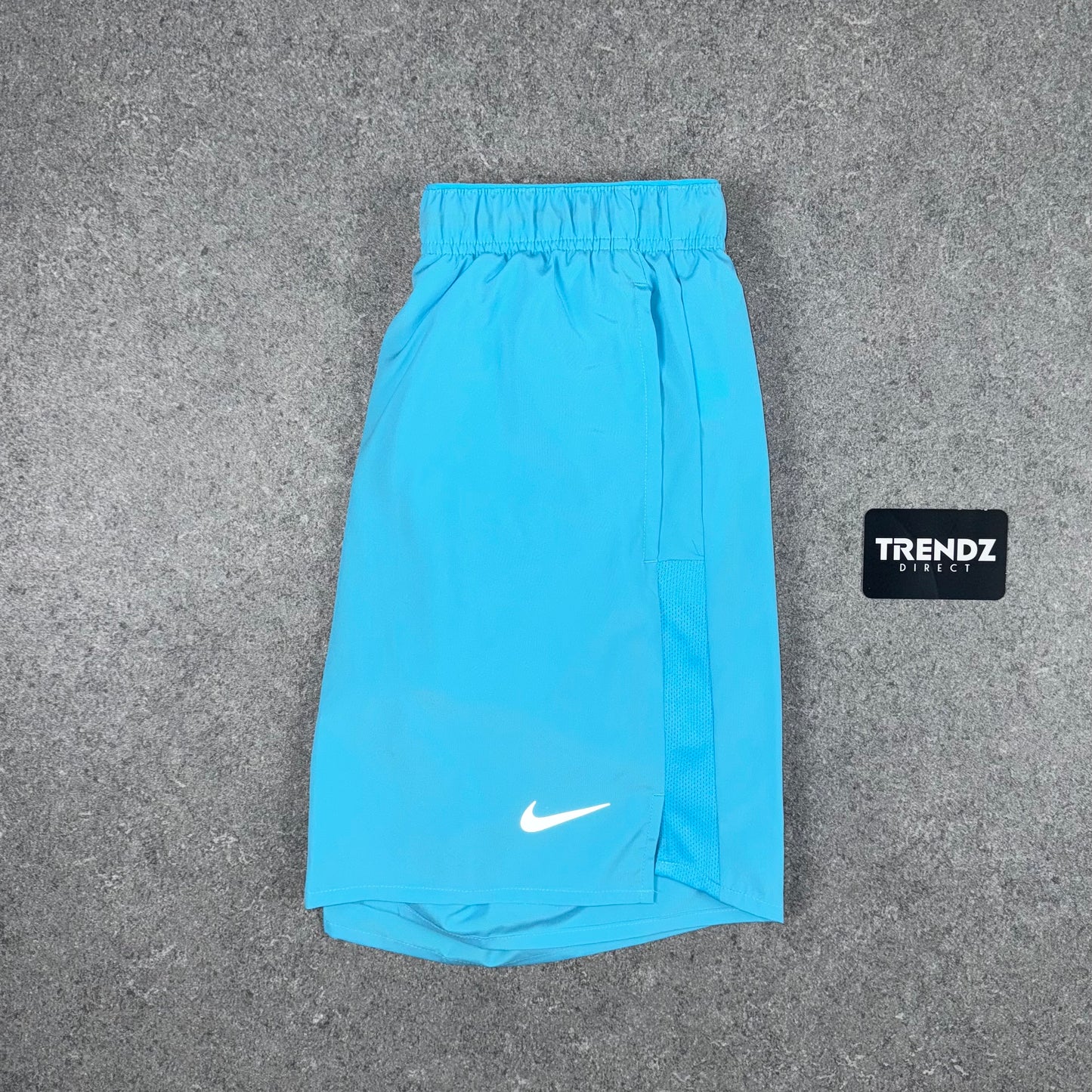 NIKE CHALLENGER SHORTS - BALTIC BLUE