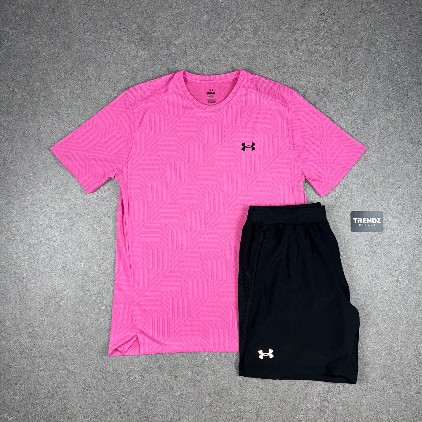 UNDER ARMOUR DIGITAL T-SHIRT & SHORTS SET - PINK