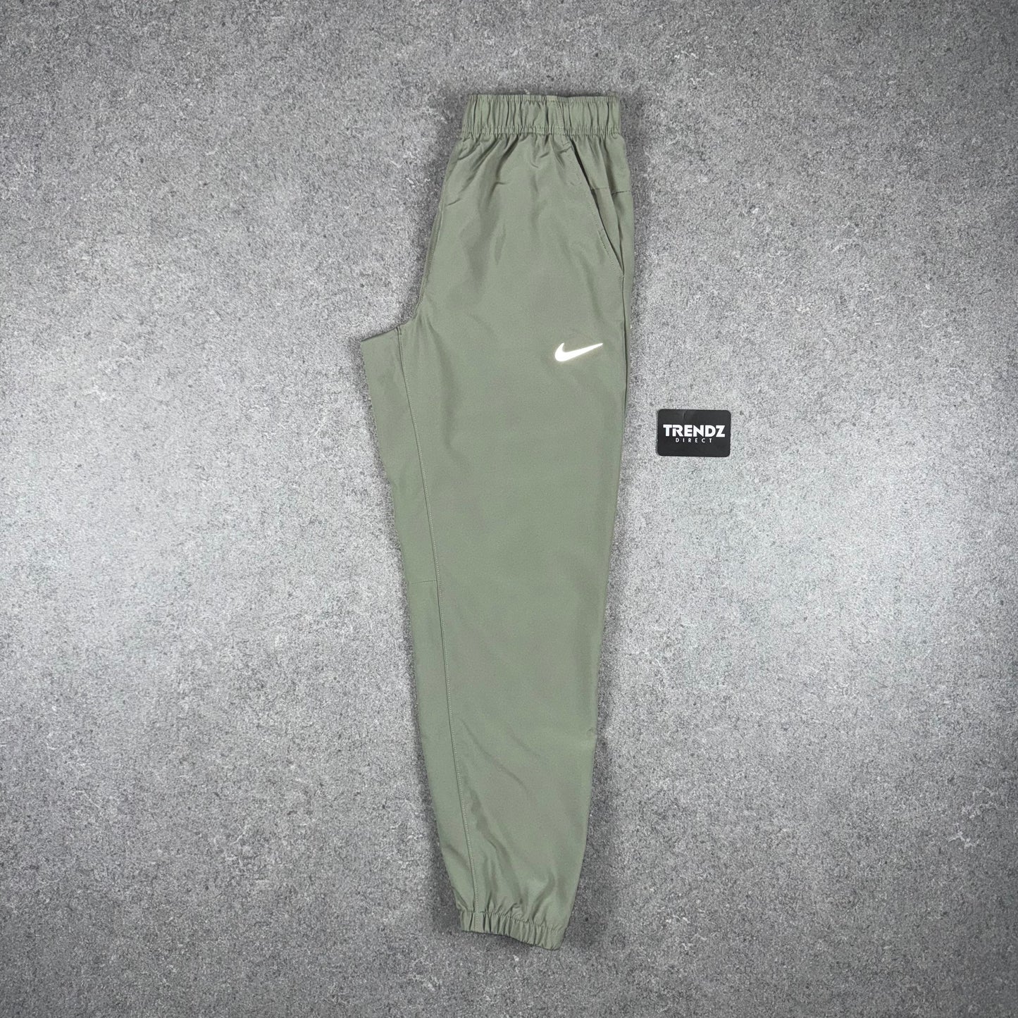 NIKE DRI-FIT CHALLENGER PANTS - KHAKI