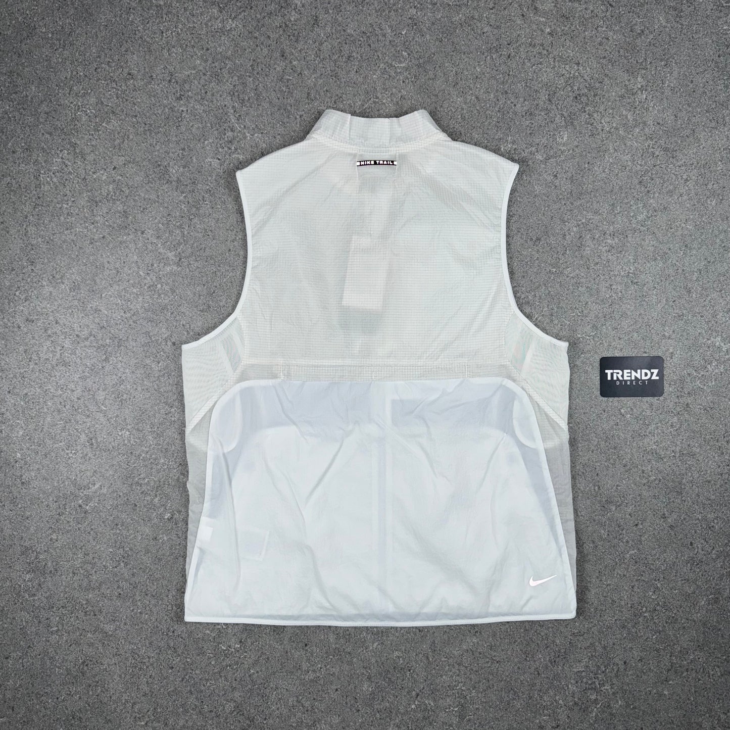 NIKE TRAIL GILET - WHITE