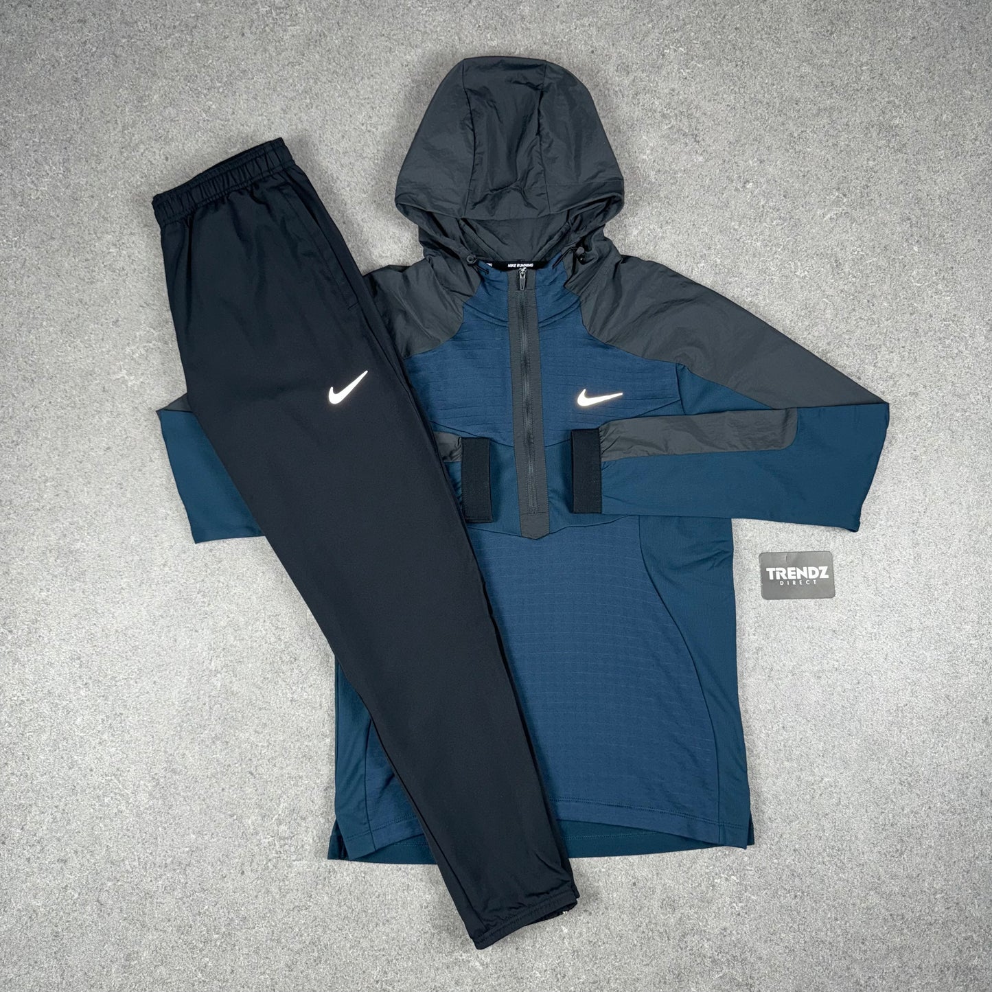 NIKE THERMA SPHERE TRACKSUIT - NAVY/BLACK