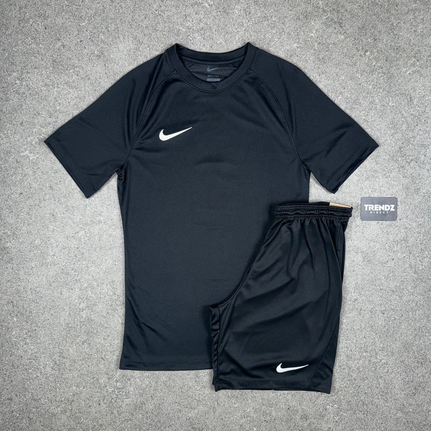 NIKE DRI-FIT T-SHIRT & SHORTS SET - BLACK