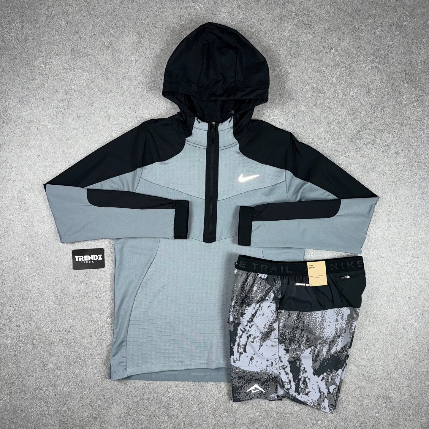 NIKE THERMA SPHERE TRAIL SET - GREY/BLACK