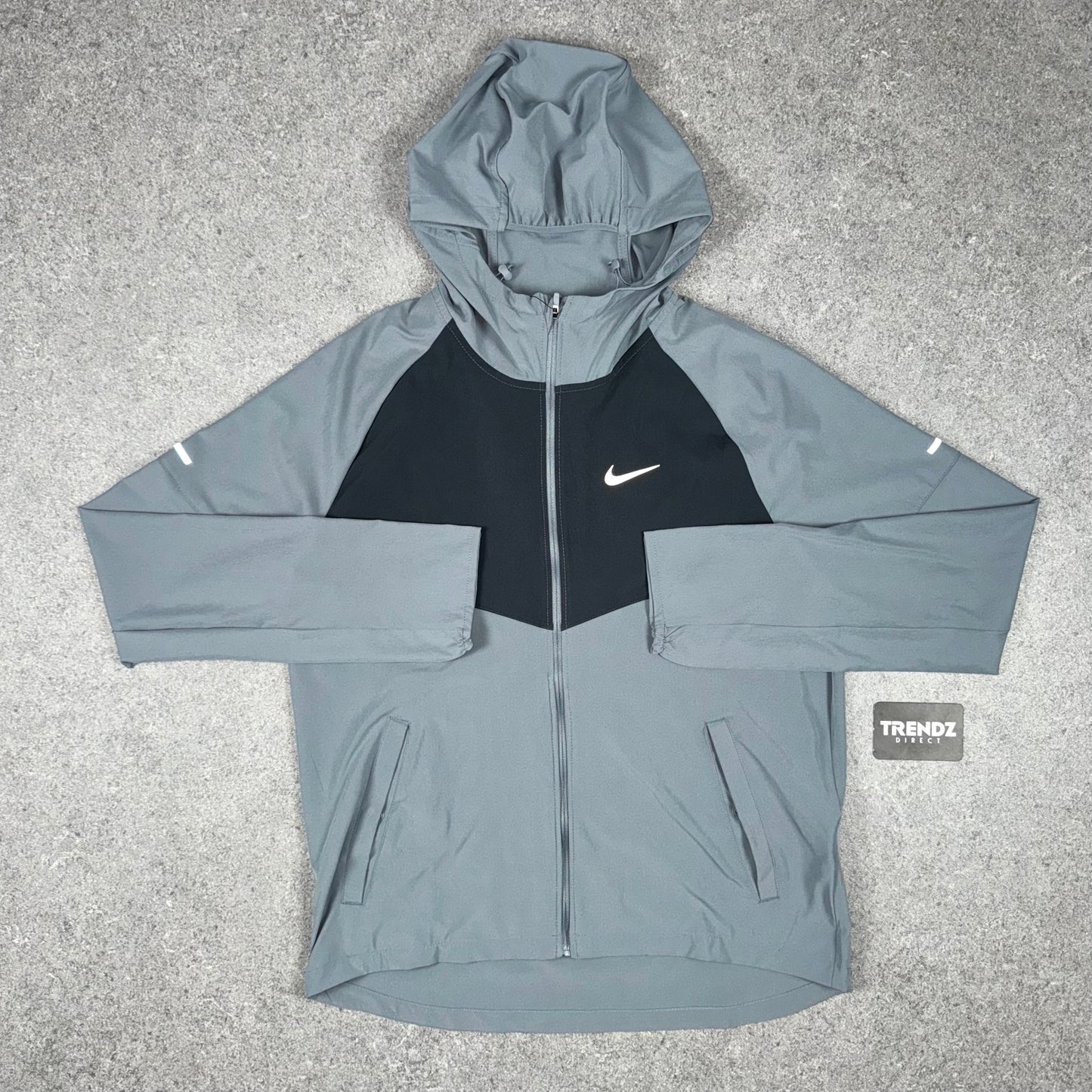 NIKE REPEL WINDBREAKER - GREY
