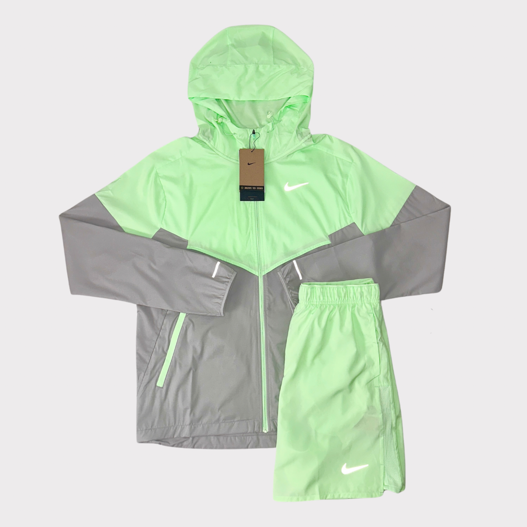NIKE UV WINDBREAKER SHORTS SET VAPOUR GREEN