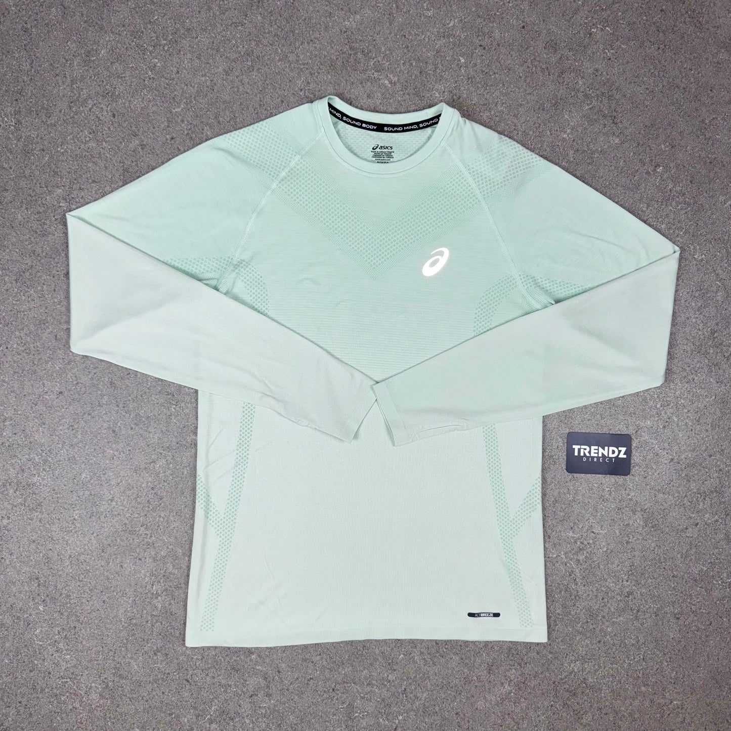 ASICS SEAMLESS LONGSLEEVE TOP & SHORTS SET - LIGHT MINT/BLACK