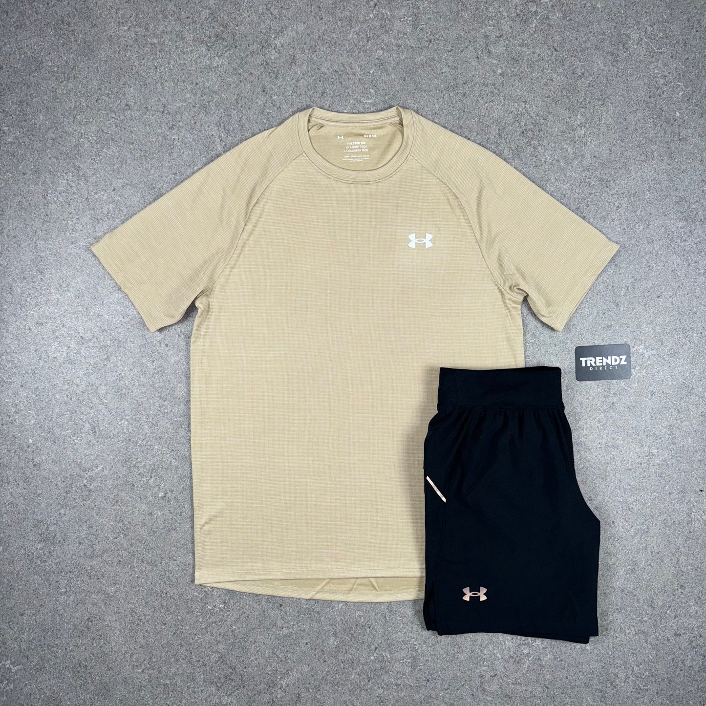 UNDER ARMOUR FLEX SET - STONE/BLACK