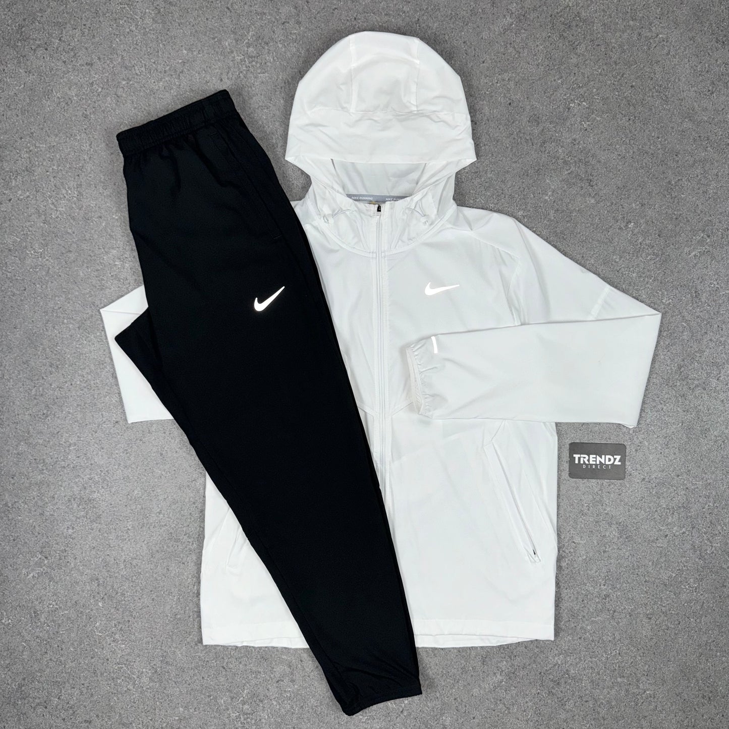 NIKE UV WINDBREAKER TRACKSUIT - WHITE/BLACK