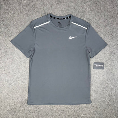 NIKE MILER T-SHIRT & MILER SHORTS SET - GREY