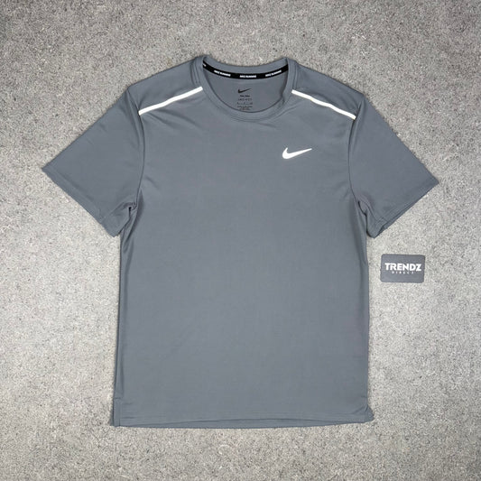 NIKE MILER T-SHIRT - GREY