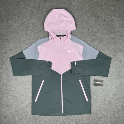 NIKE UV WINDBREAKER & SHORTS SET - PINK FOAM/GREY