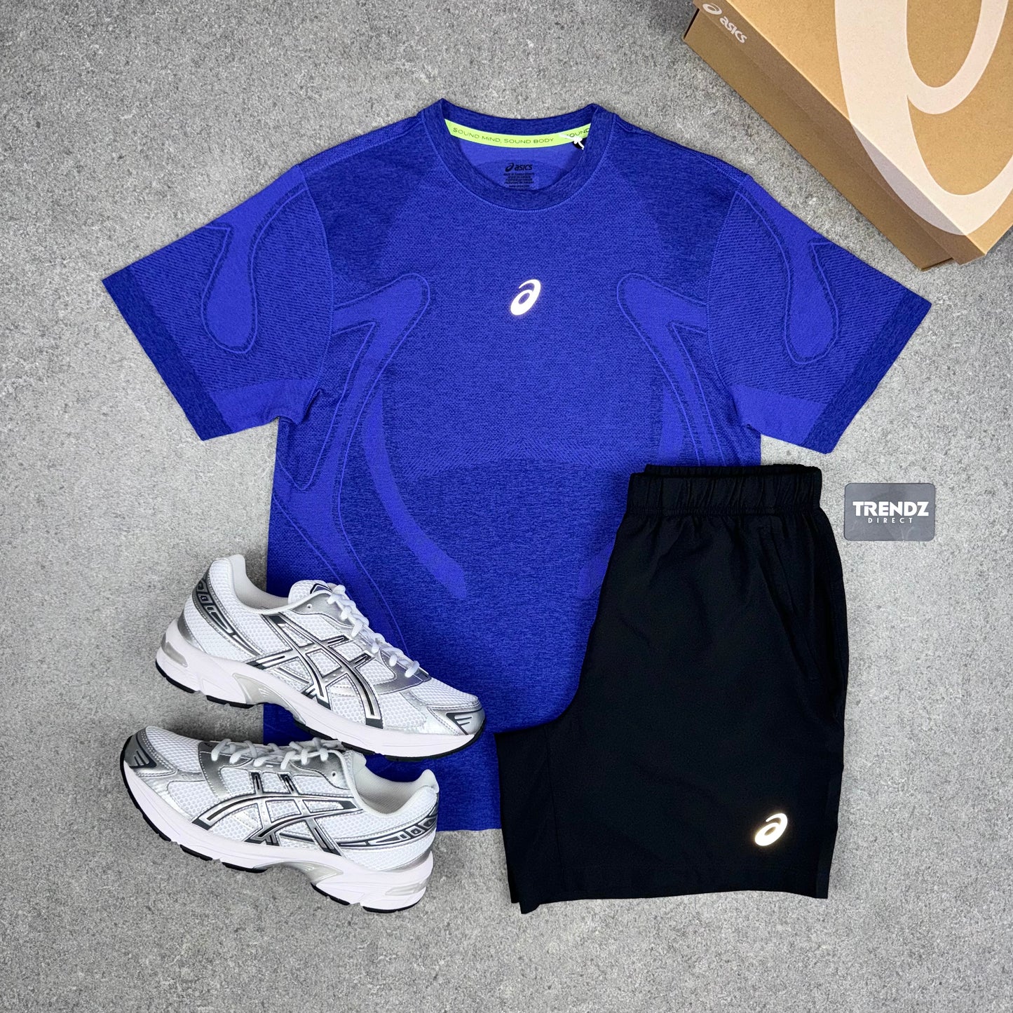ASICS SEAMLESS T-SHIRT & SHORTS SET - COBALT/BLACK