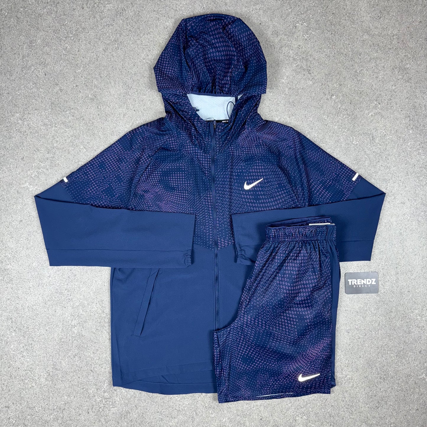 NIKE ECLIPSE WINDBREAKER & SHORTS SET - NAVY/PINK