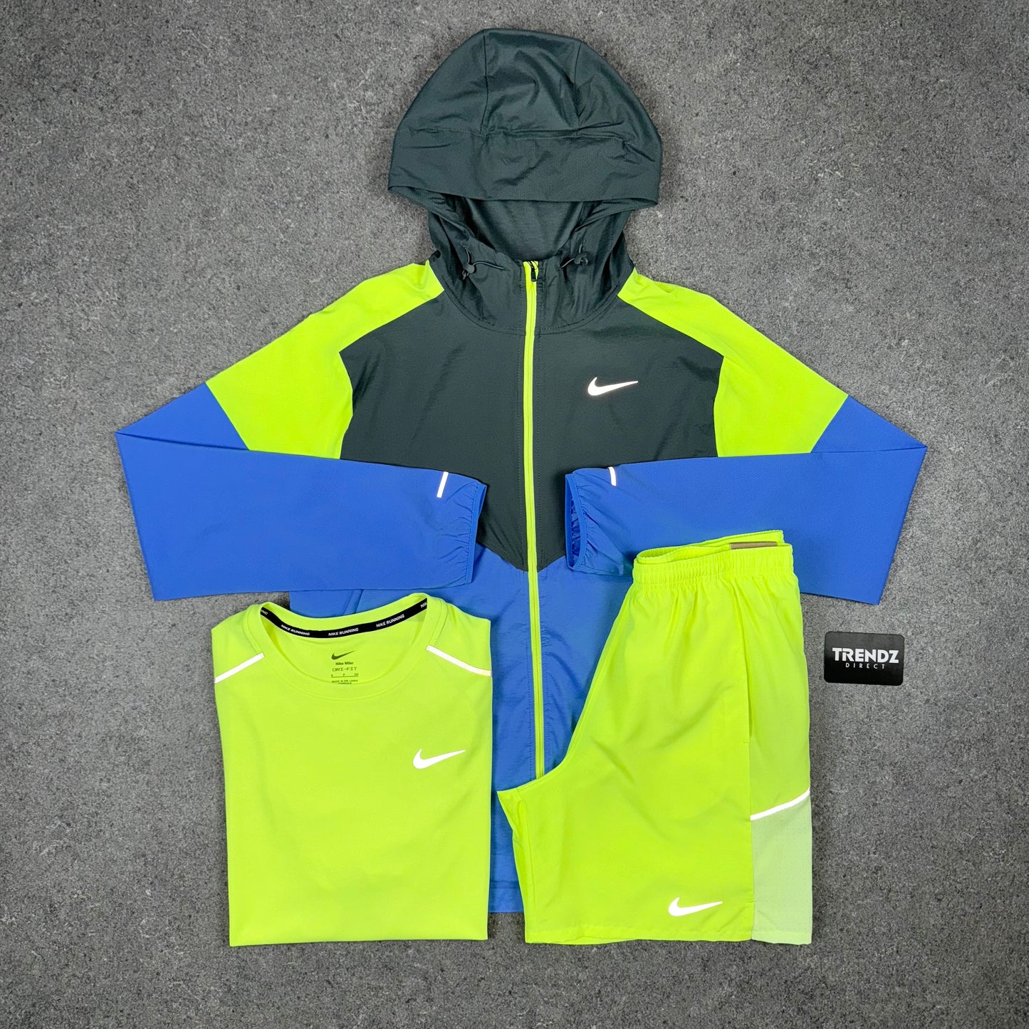 NIKE UV WINDBREAKER TRIO SET - VOLT/BLUE