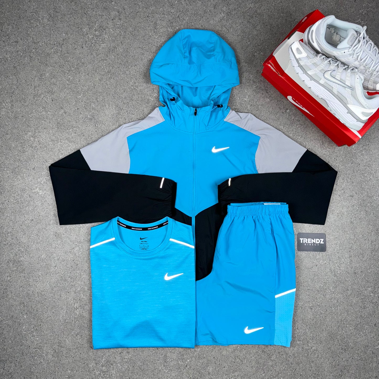 NIKE UV WINDBREAKER TRIO SET - BALTIC BLUE