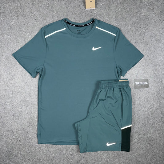 NIKE MILER T-SHIRT & MILER SHORTS SET - JUNGLE GREEN