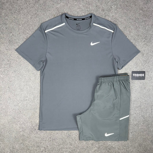 NIKE MILER T-SHIRT & MILER SHORTS SET - GREY
