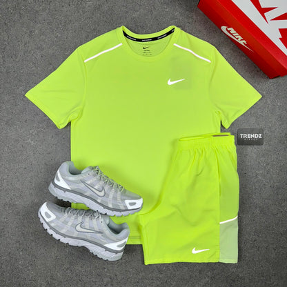 NIKE MILER T-SHIRT & MILER SHORTS SET - VOLT