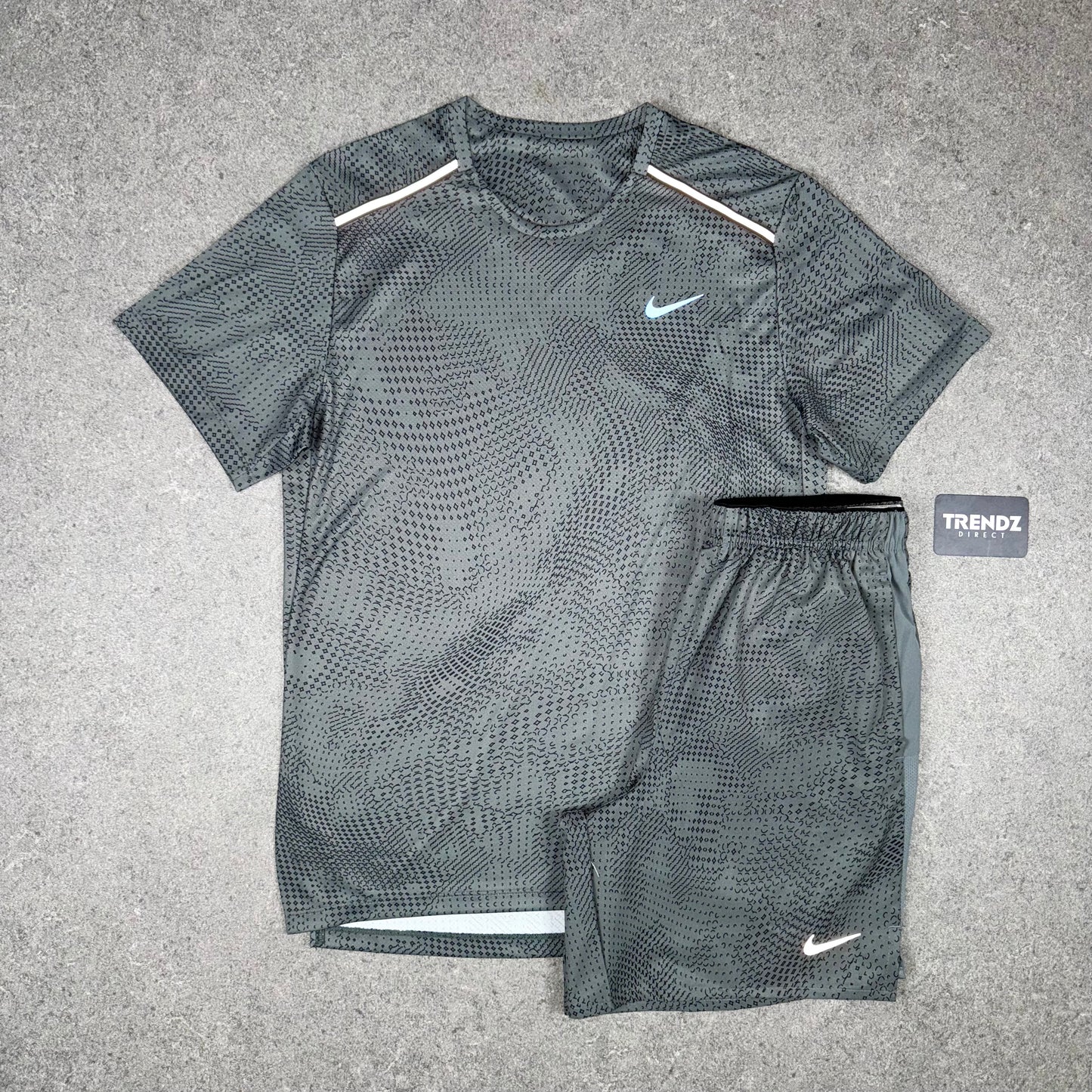 NIKE ECLIPSE T-SHIRT & SHORTS SET - GREY
