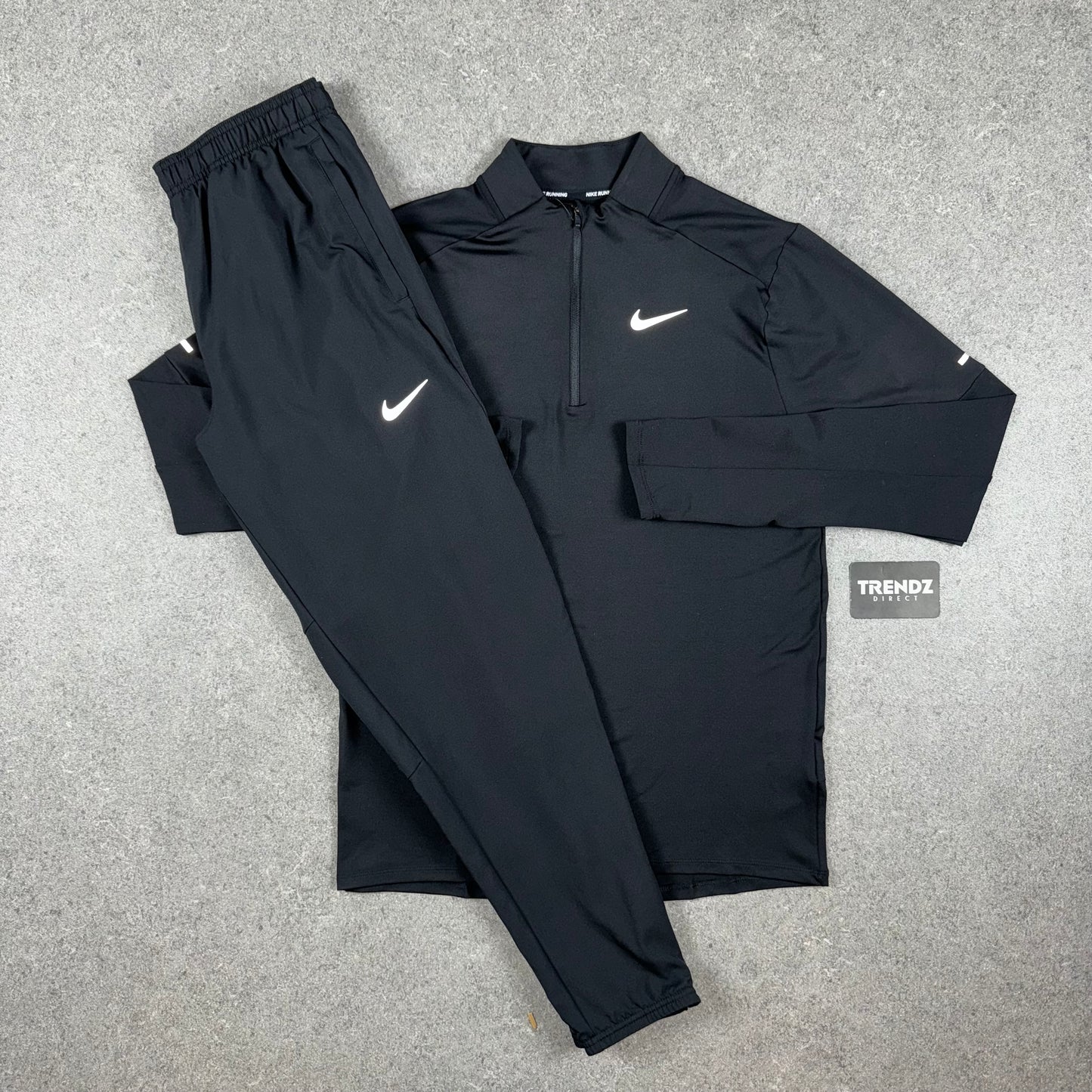 NIKE ELEMENT HALF ZIP TRACKSUIT - BLACK