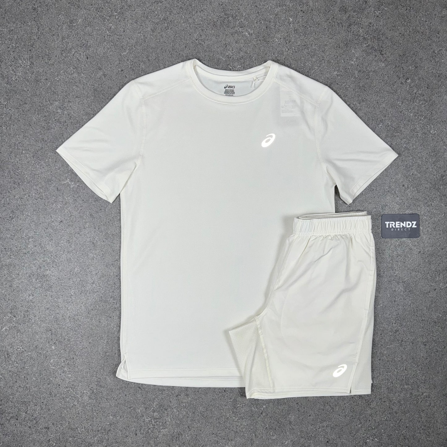 ASICS CORE T-SHIRT & SHORTS SET - CREAM