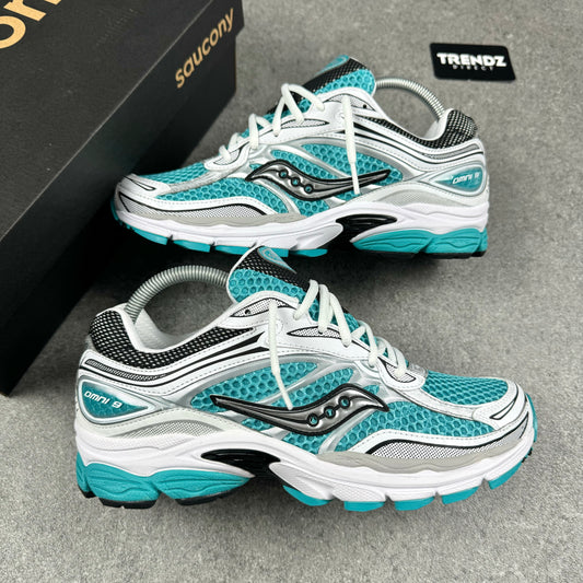 SAUCONY PROGRID OMNI 9 - AQUA/WHITE