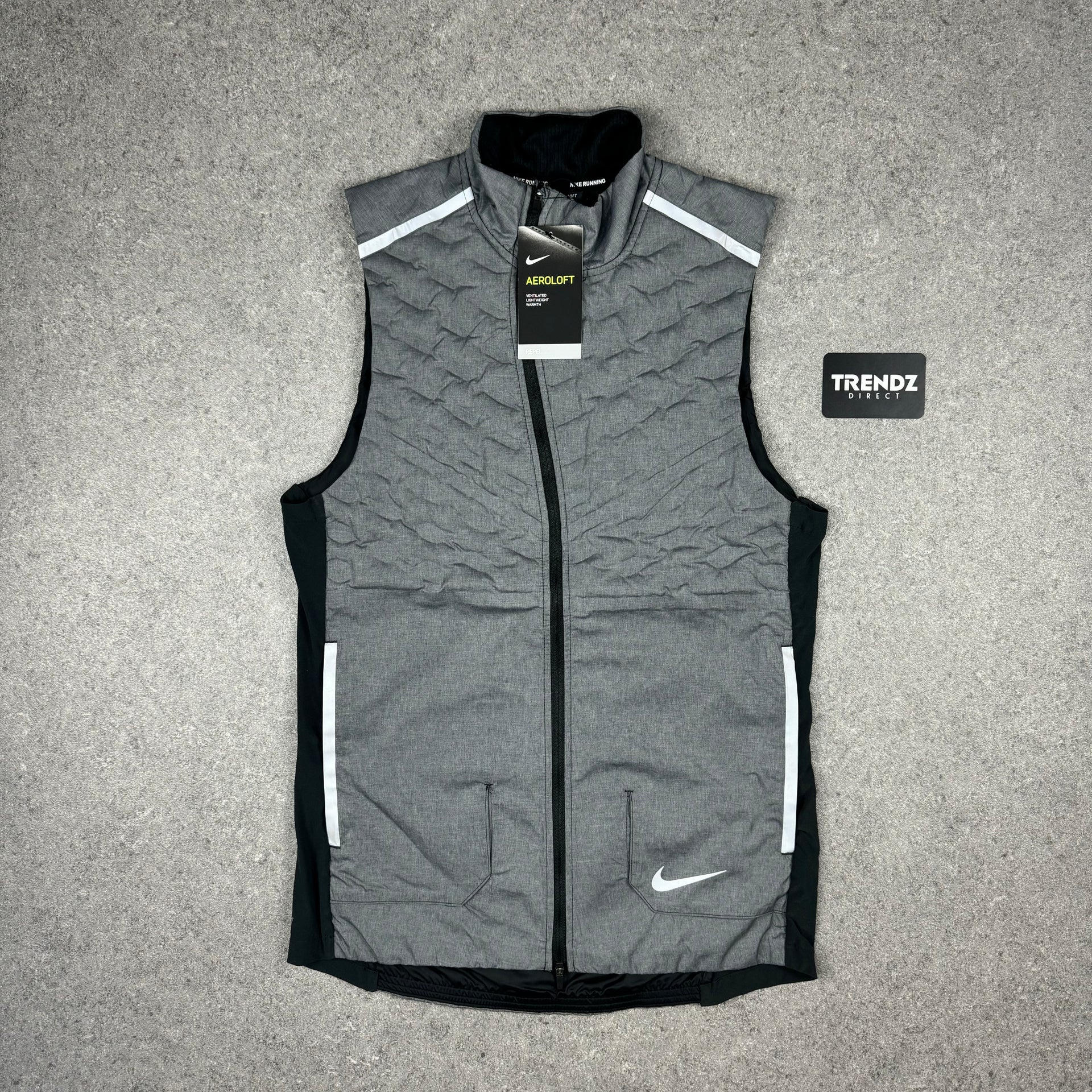 Lightweight Nike Gilet Herren NIKE AEROLOFT GILET GREY/BLACK