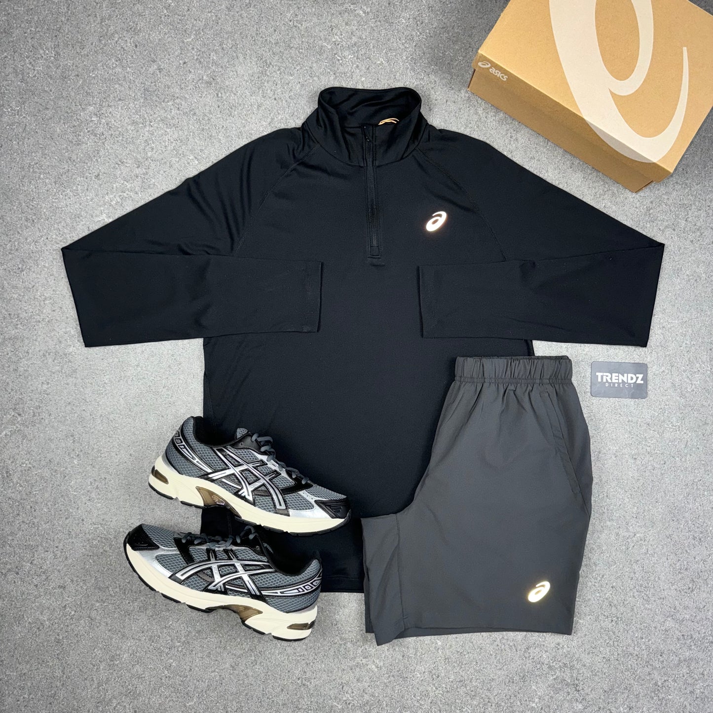 ASICS CORE HALF ZIP & SHORTS SET - BLACK/GREY