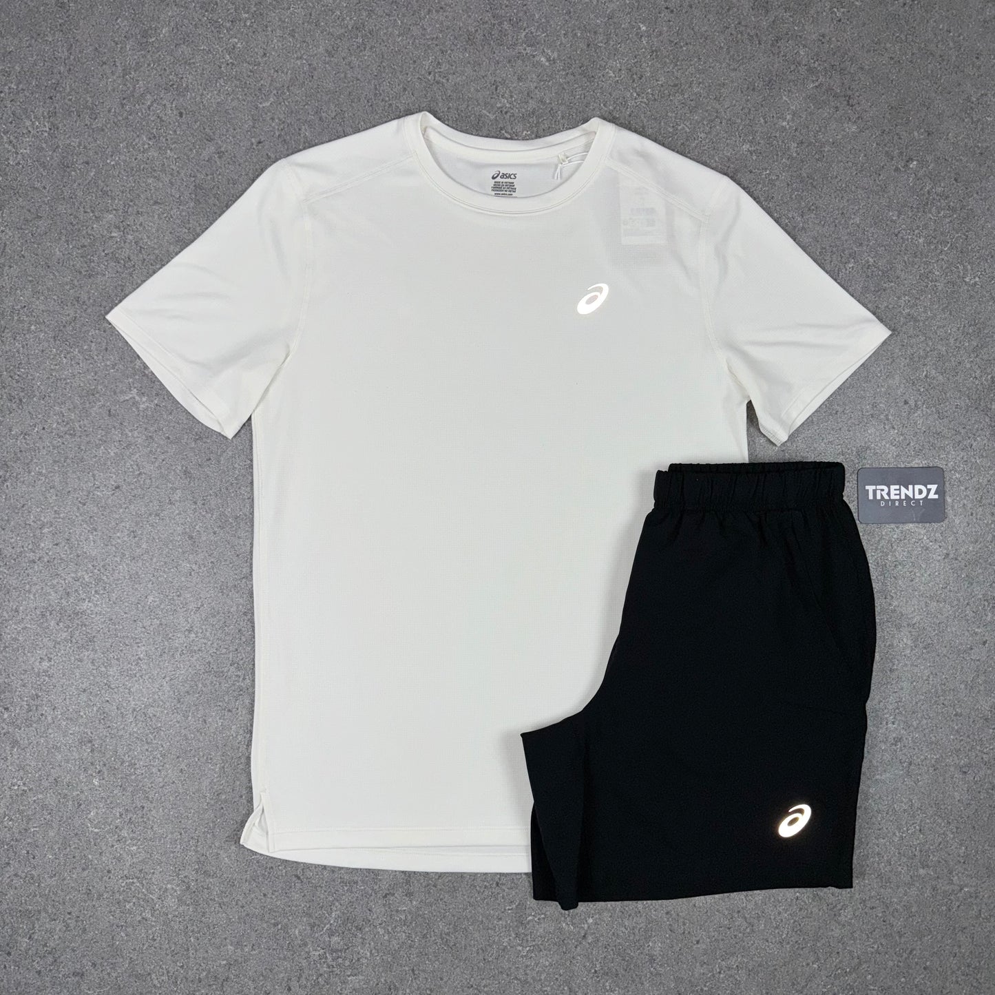 ASICS CORE T-SHIRT & SHORTS SET - CREAM/BLACK