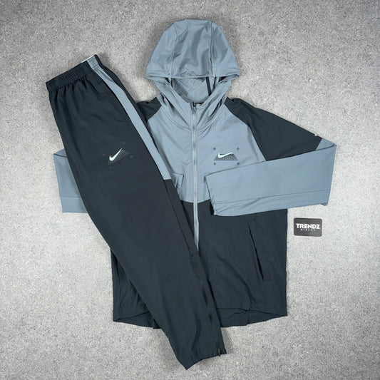 NIKE PERFORMANCE REPEL TRACKSUIT - GREY