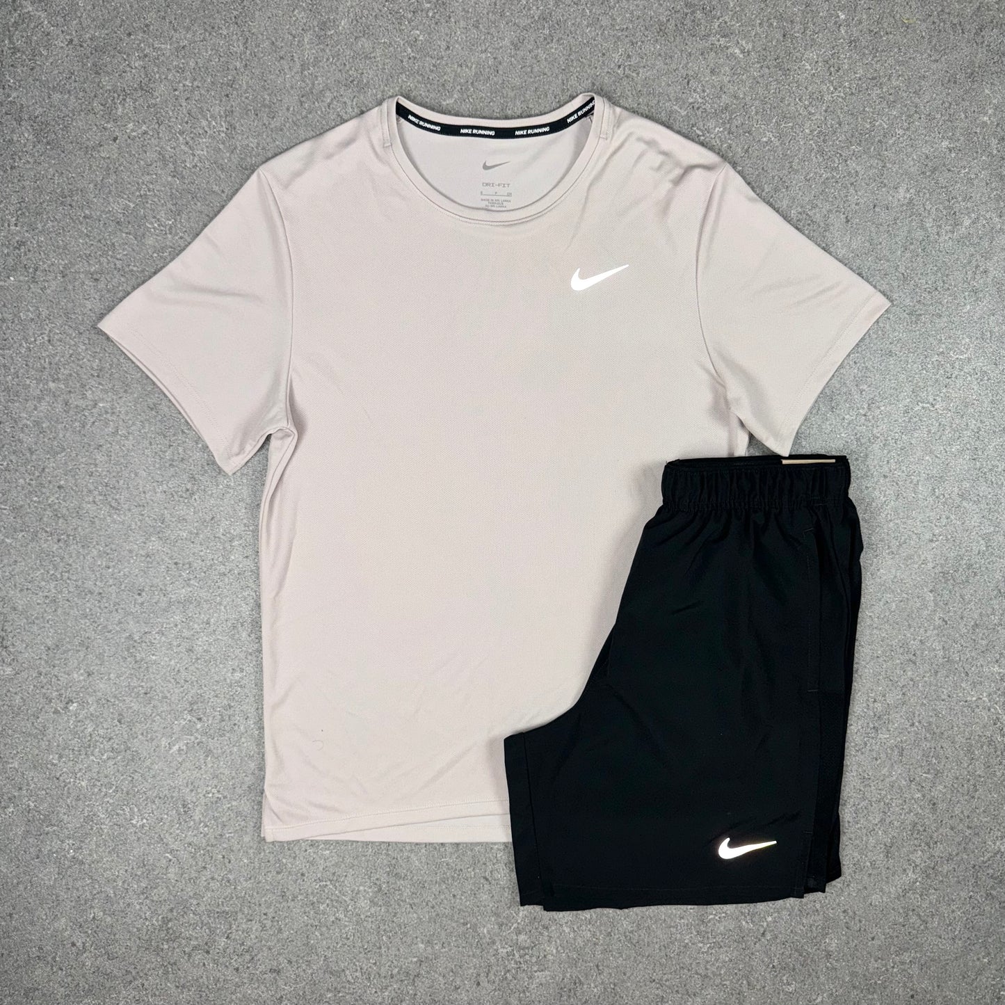 NIKE MILER T-SHIRT & SHORTS SET - CREAM/BLACK