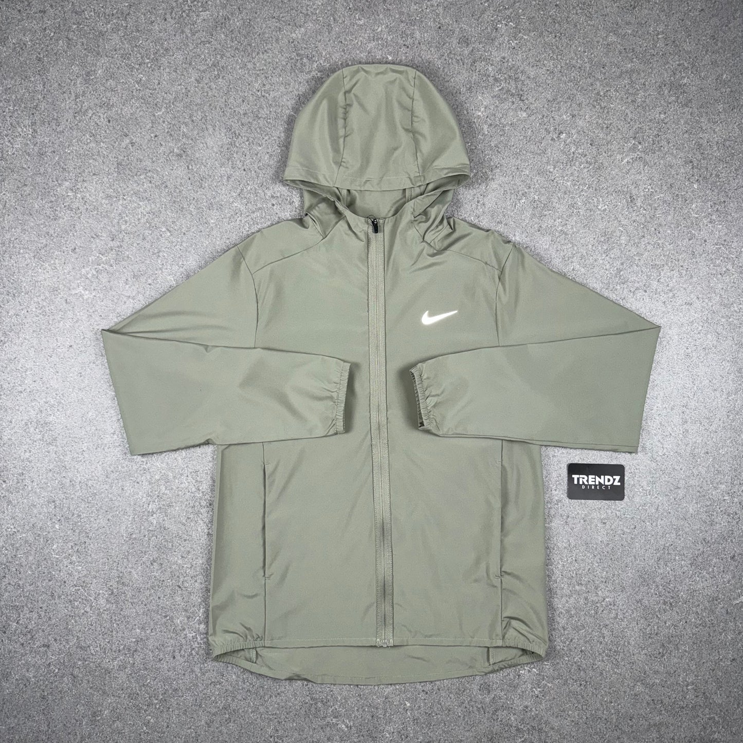 NIKE REPEL WINDRUNNER - KHAKI