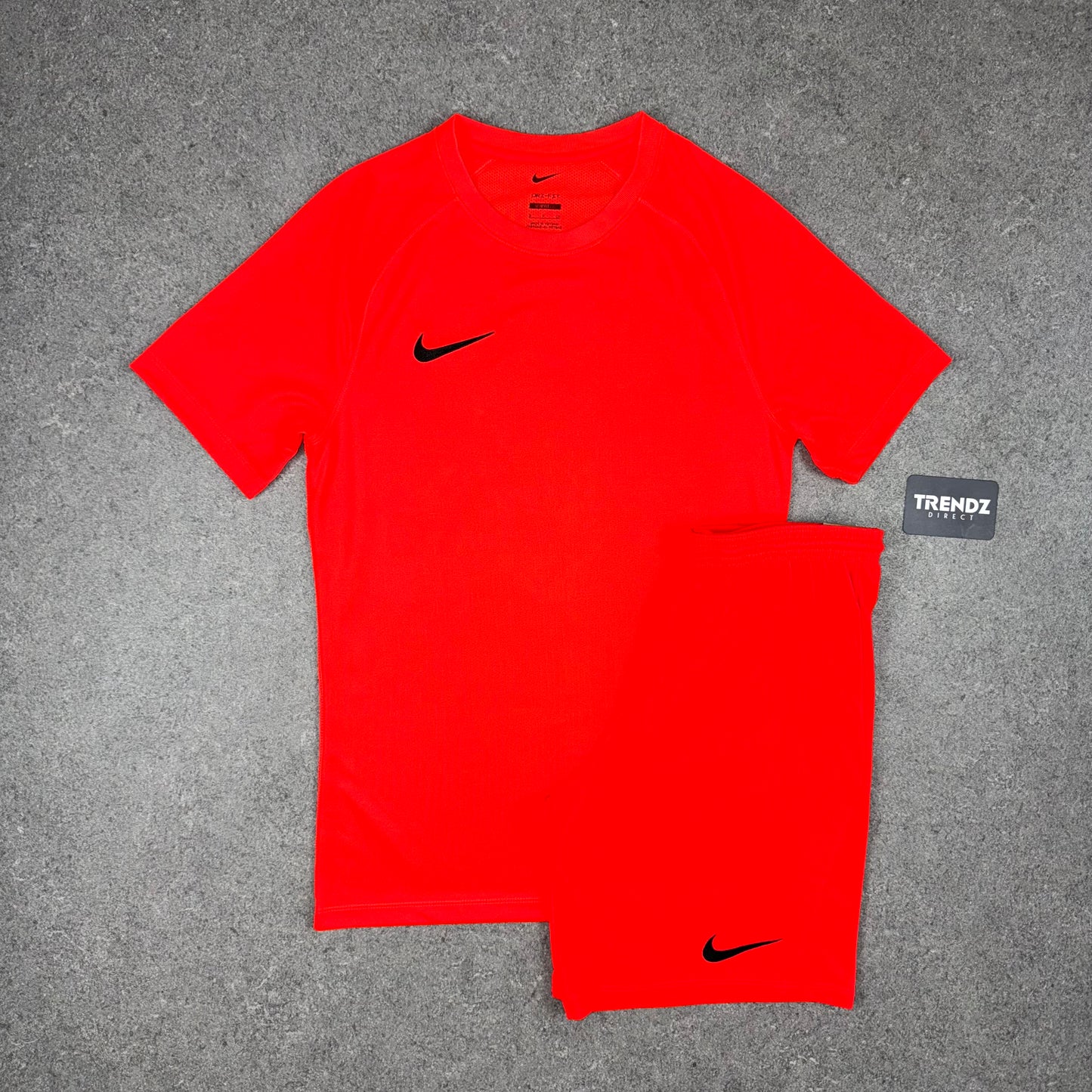 NIKE DRI-FIT T-SHIRT & SHORTS SET - CRIMSON RED