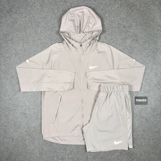 NIKE REPEL WINDBREAKER SET - CREAM