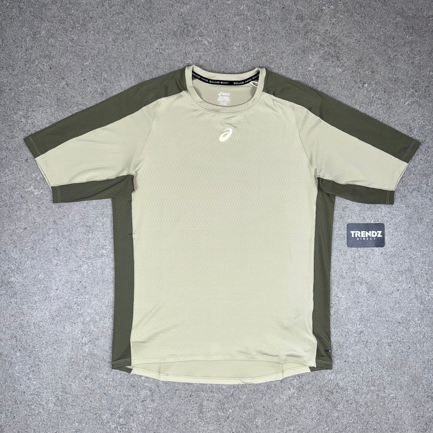 ASICS FUJITRAIL T-SHIRT - KHAKI