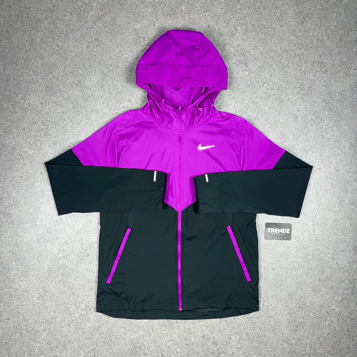 NIKE UV WINDBREAKER - PURPLE/BLACK