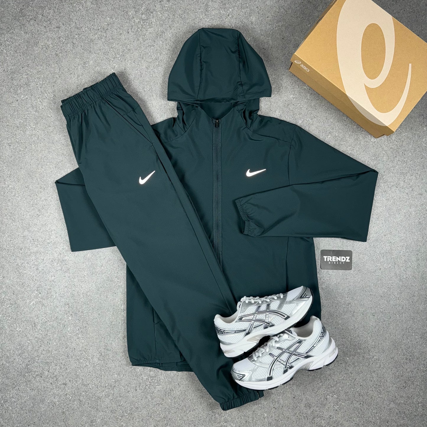 NIKE REPEL TRACKSUIT - JUNGLE GREEN