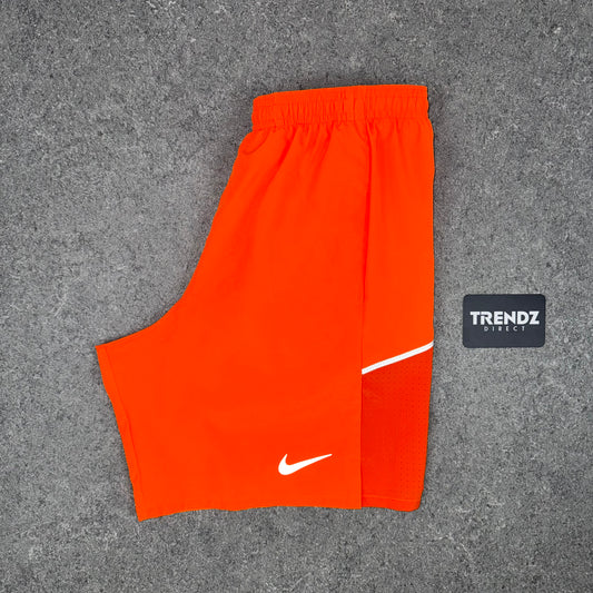 NIKE MILER SHORTS - ORANGE