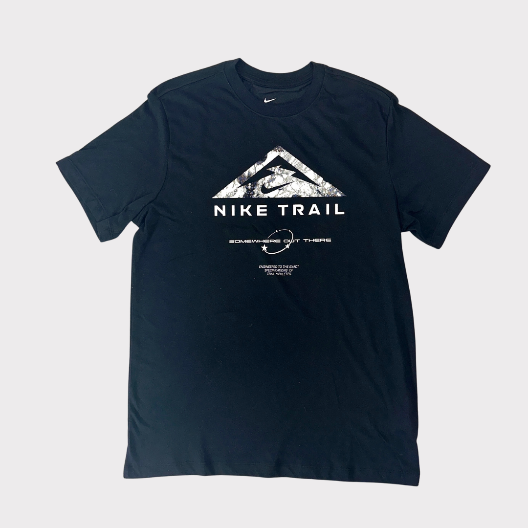 NIKE TRAIL T-SHIRT & PHENOM SET - BLACK